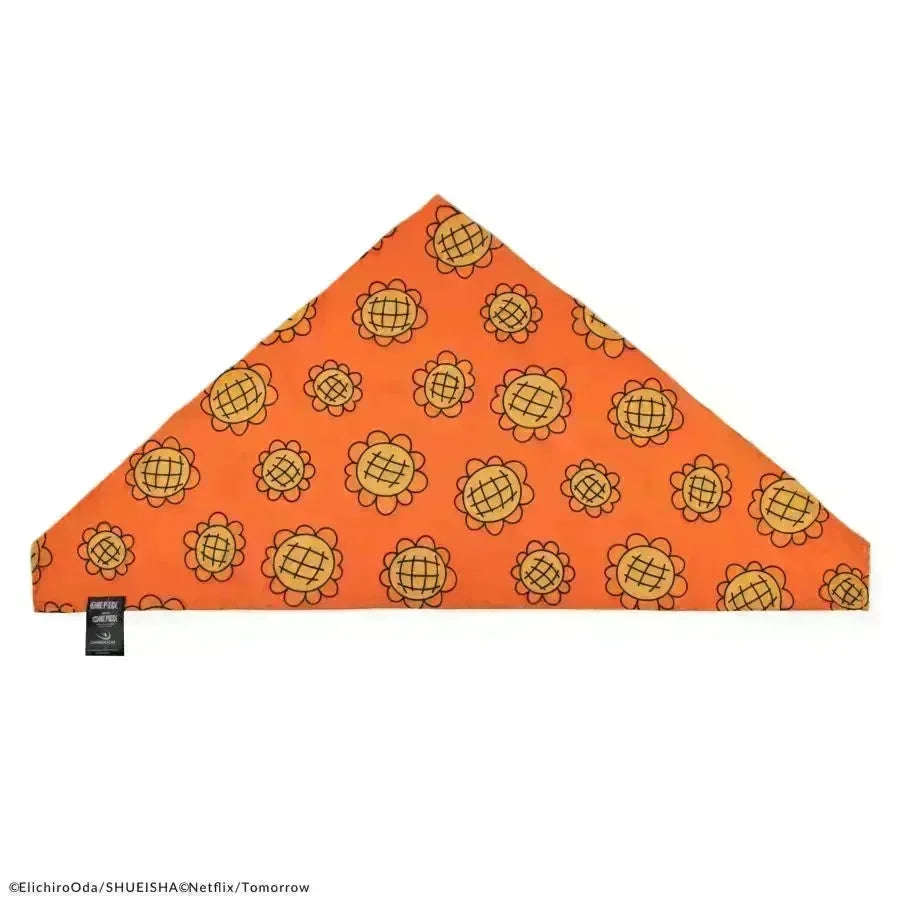 CINCR2992 One Piece (2023) - Berry Coins & Nami Bandana Set - CineReplicas - Titan Pop Culture