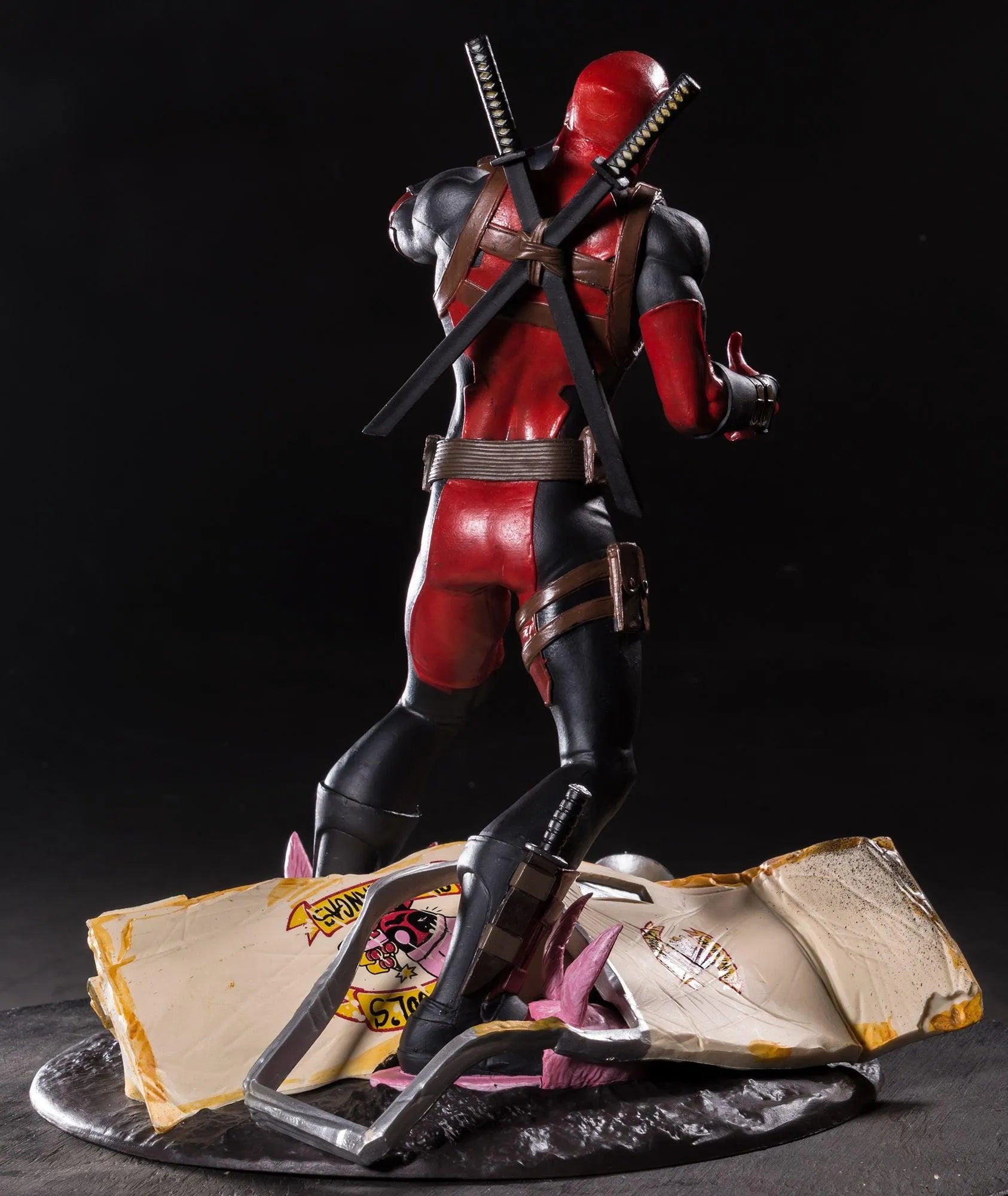 DSTMAR182429 Marvel Comics - Deadpool Taco Truck PVC Diorama - Diamond Select Toys - Titan Pop Culture