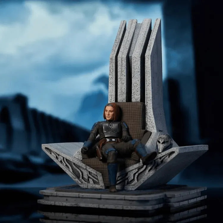 DSTMAR242255 Star Wars: Mandalorian - Bo-Katan on Throne Statue - Diamond Select Toys - Titan Pop Culture