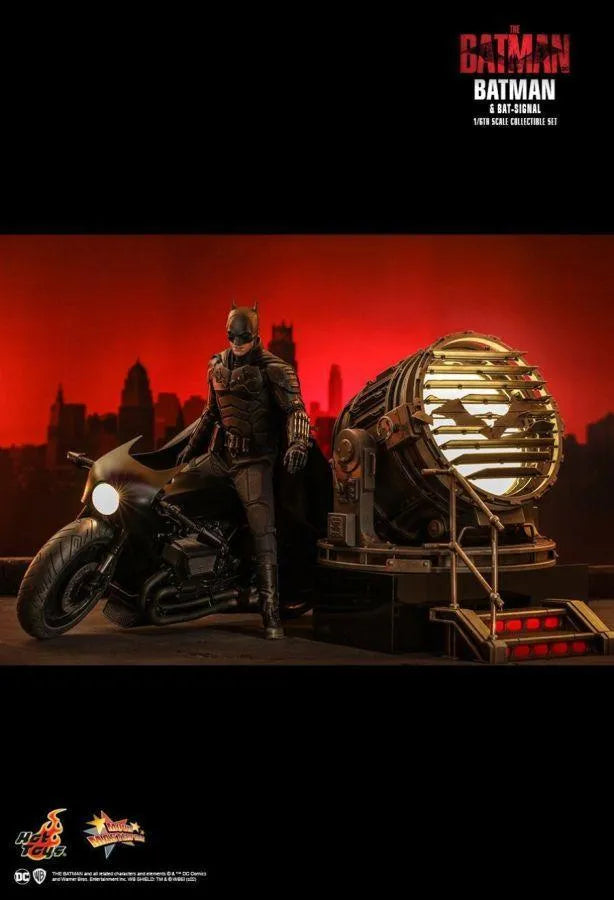 HOTMMS641 The Batman - Batman and Bat-Signal 1:6 Scale Action Figure Set - Hot Toys - Titan Pop Culture
