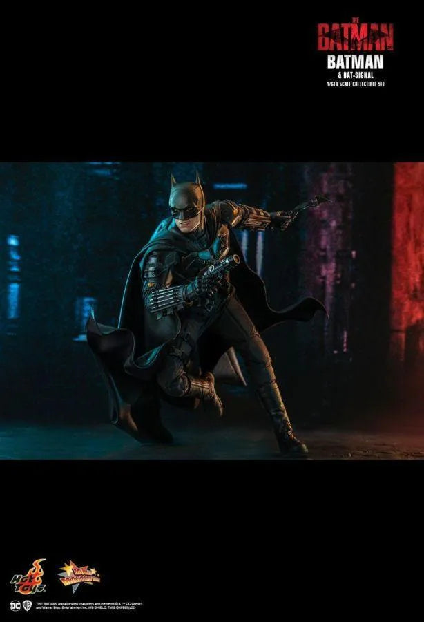 HOTMMS641 The Batman - Batman and Bat-Signal 1:6 Scale Action Figure Set - Hot Toys - Titan Pop Culture