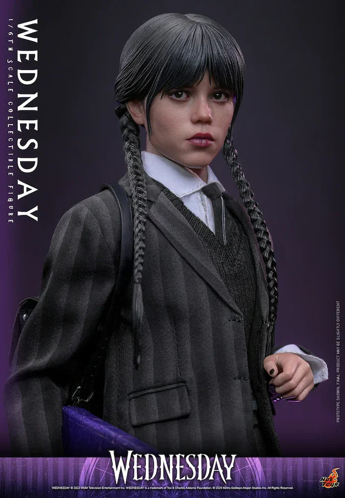 Miércoles - Figura de acción coleccionable a escala 1:6 de Wednesday Addams