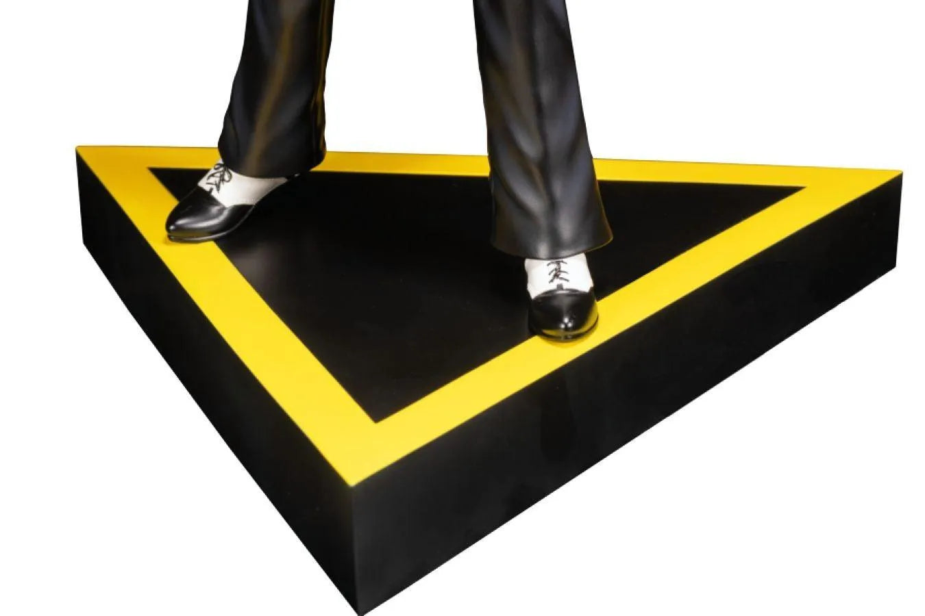 IKO1170 Alice Cooper - Welcome to My Nightmare (with 1-1 chase) Limited Edition Statue - Ikon Collectables - Titan Pop Culture