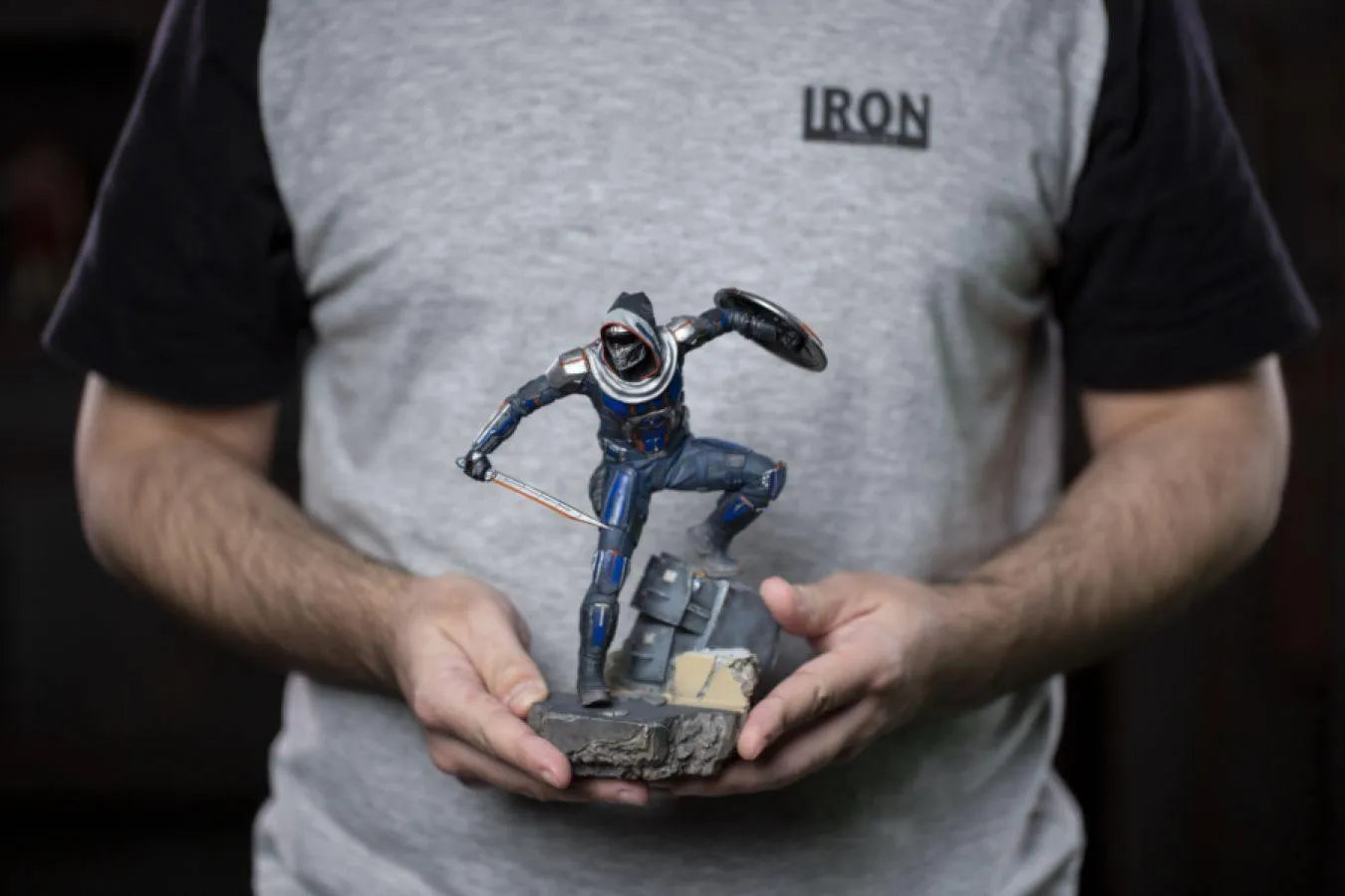 IRO28013 Black Widow - Taskmaster 1:10 Scale Statue - Iron Studios - Titan Pop Culture
