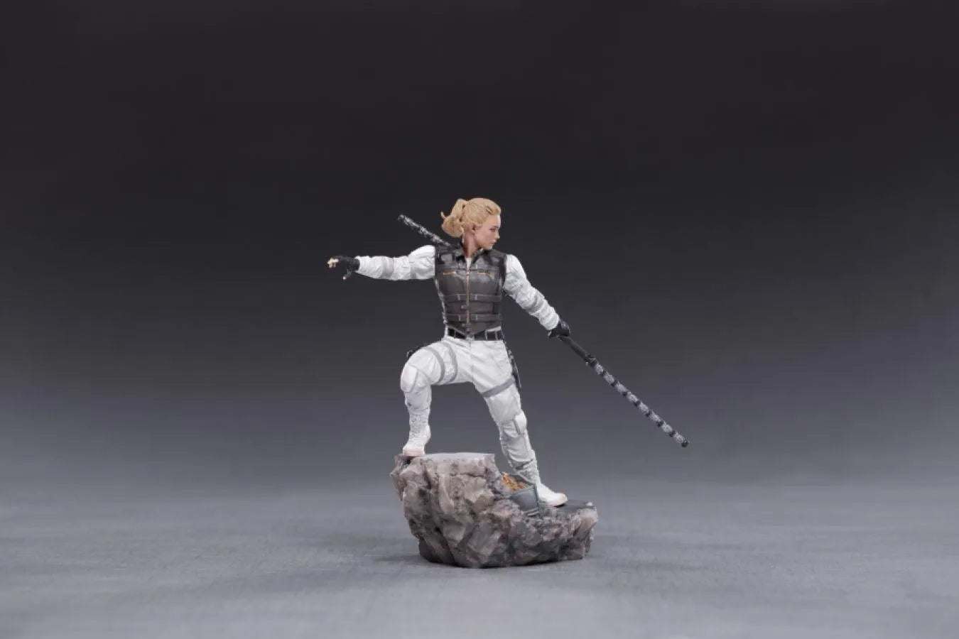 IRO28020 Black Widow - Yelena 1:10 Scale Statue - Iron Studios - Titan Pop Culture