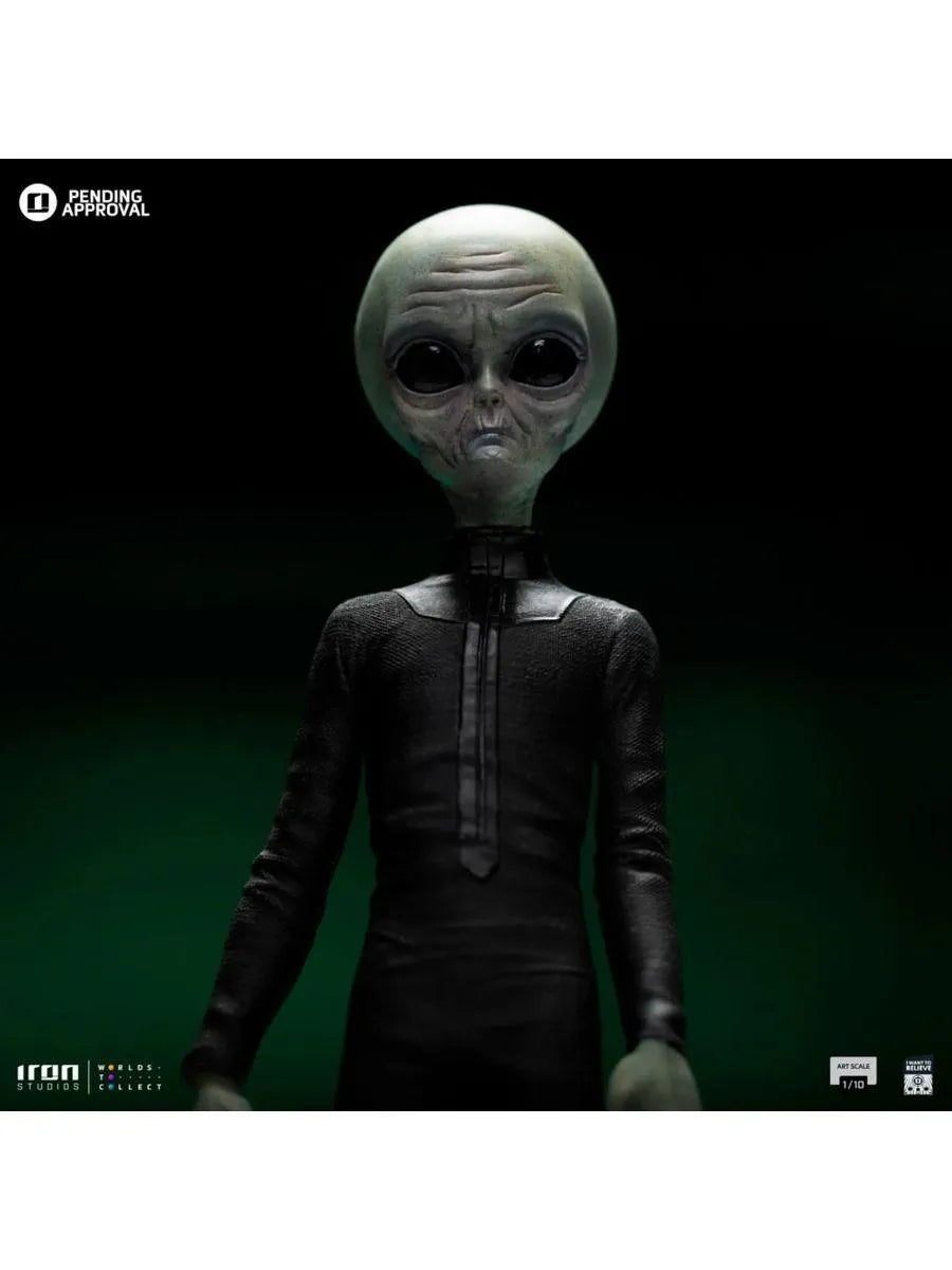 IRO55893 I Want To Believe - Grey Alien 1:10 Scale Statue - Iron Studios - Titan Pop Culture