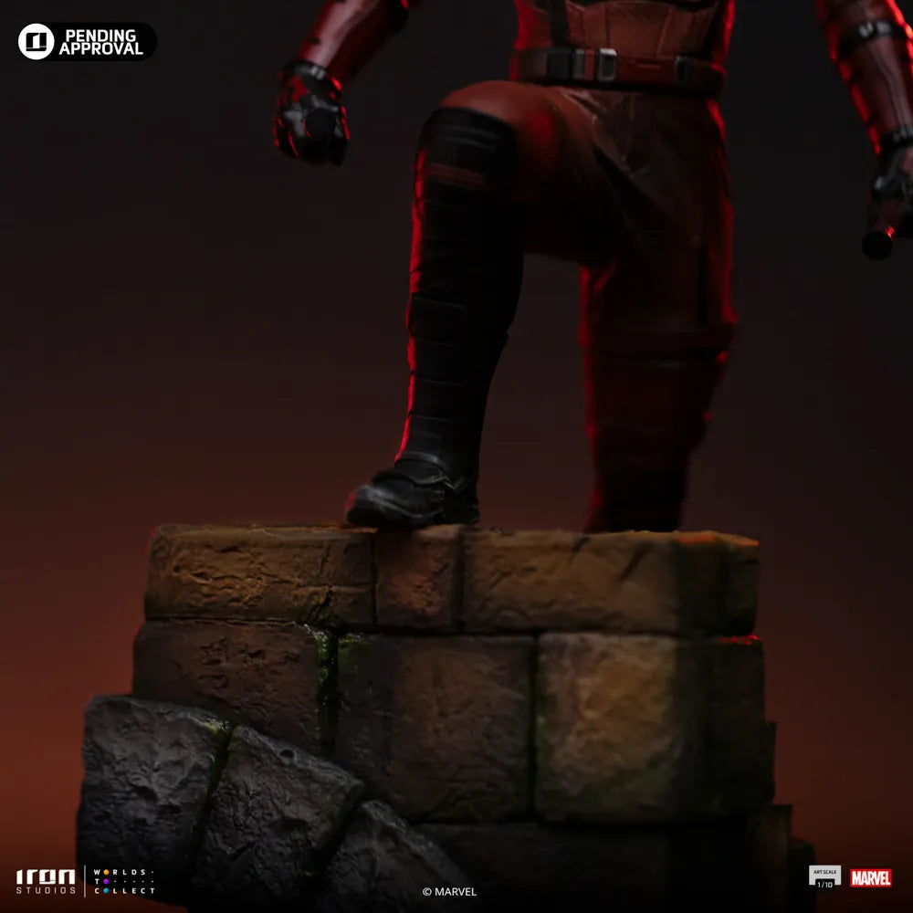 IRO57927 Marvel Comics - Daredevil 1:10 Scale Statue - Iron Studios - Titan Pop Culture