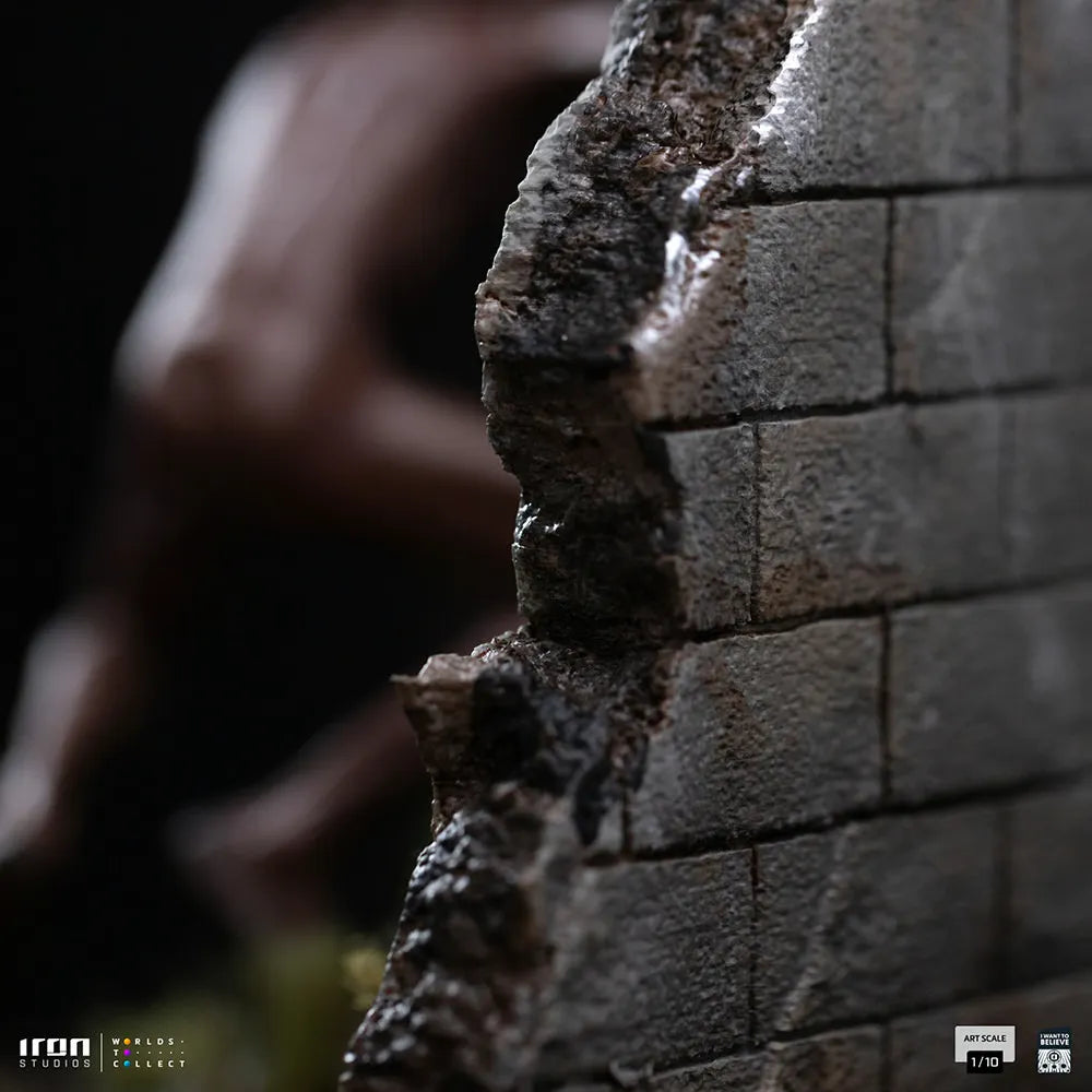 IRO59358 I Want To Believe - Et Varginha 1:10 Scale Statue - Iron Studios - Titan Pop Culture