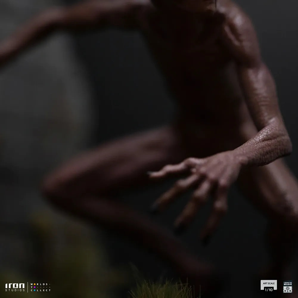 IRO59358 I Want To Believe - Et Varginha 1:10 Scale Statue - Iron Studios - Titan Pop Culture