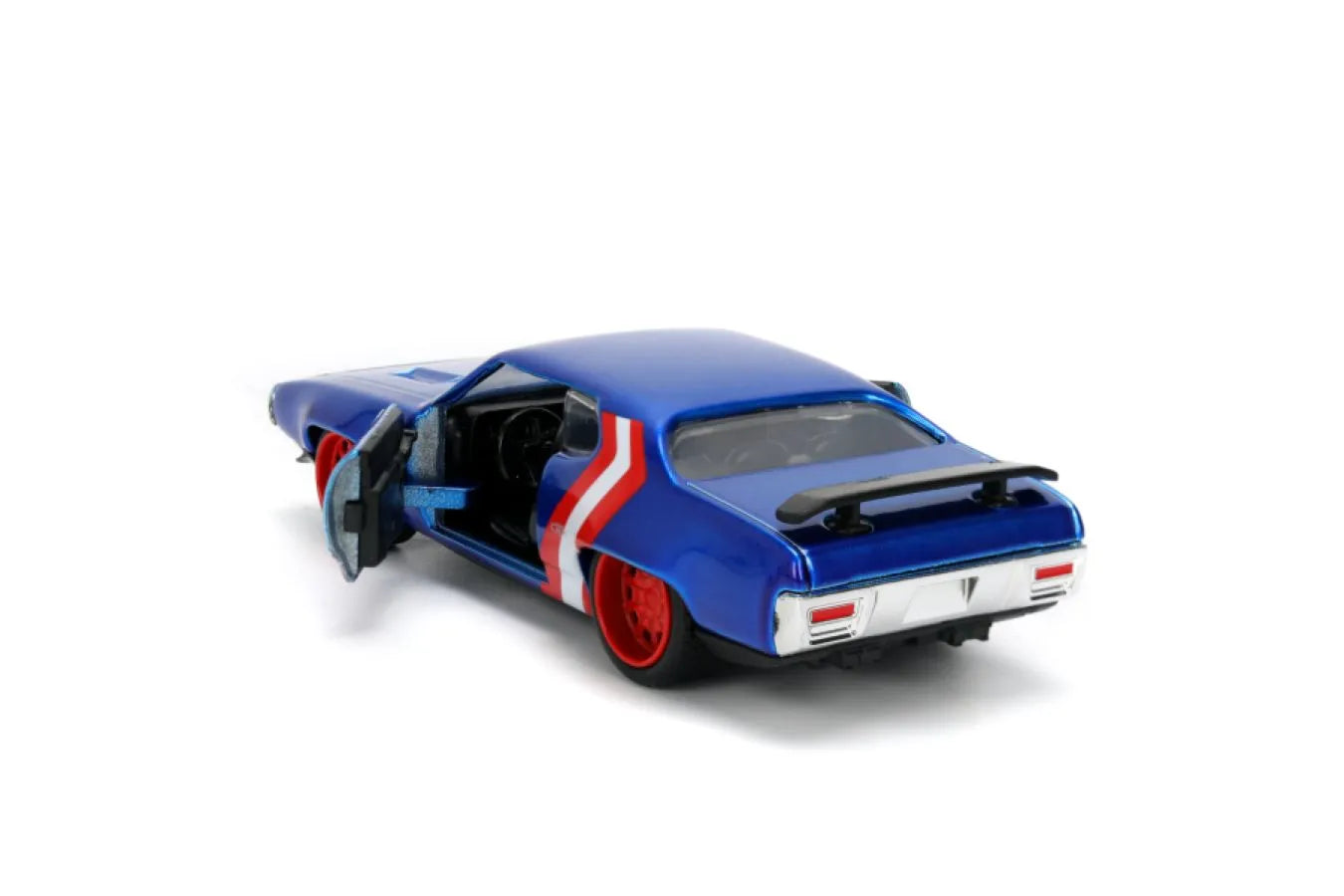 JAD32870 Marvel - 1972 Plymouth Captain America 1:32 Scale Diecast Vehicle - Jada Toys - Titan Pop Culture