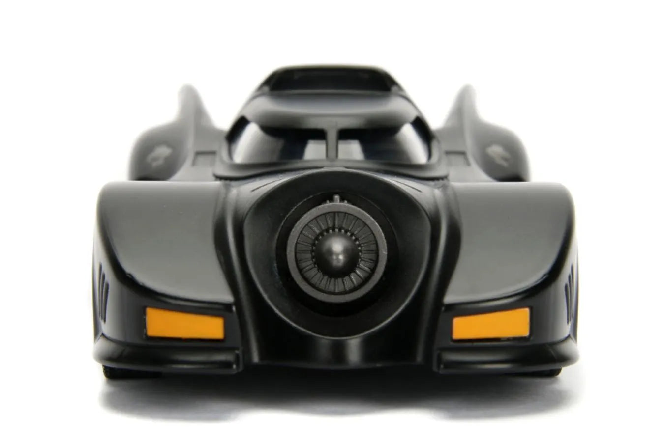 JAD98260 Batman (1989) - Batmobile 1:24 with Batman - Jada Toys - Titan Pop Culture