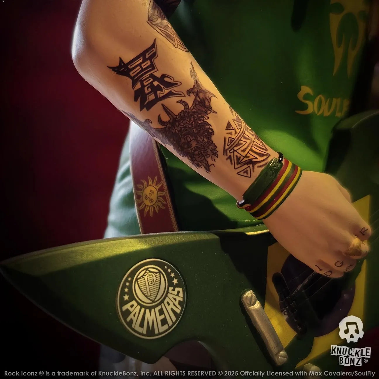 KNUMCAV100 Soulfly - Max Cavalera Rock Iconz Statue - KnuckleBonz - Titan Pop Culture