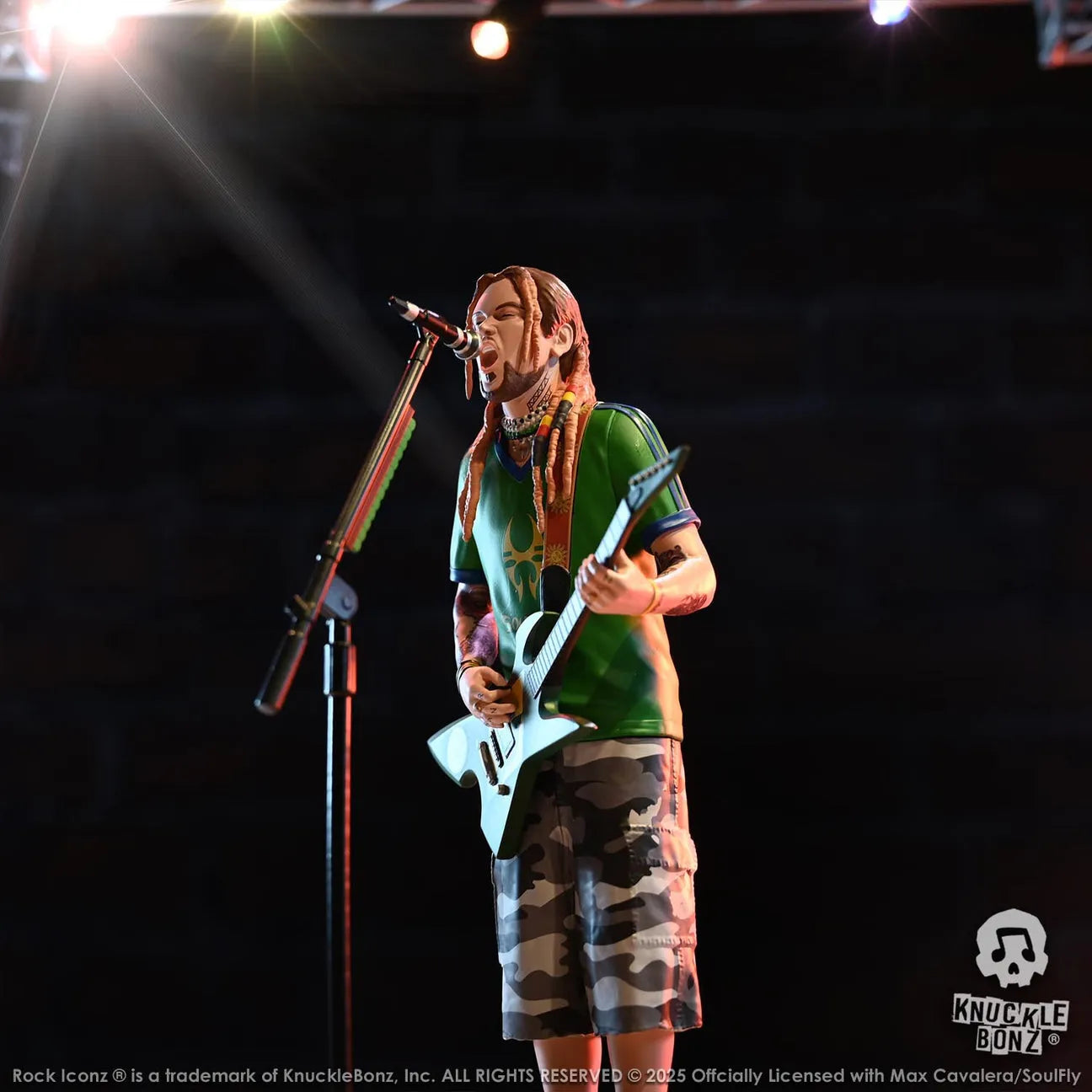 KNUMCAV100 Soulfly - Max Cavalera Rock Iconz Statue - KnuckleBonz - Titan Pop Culture
