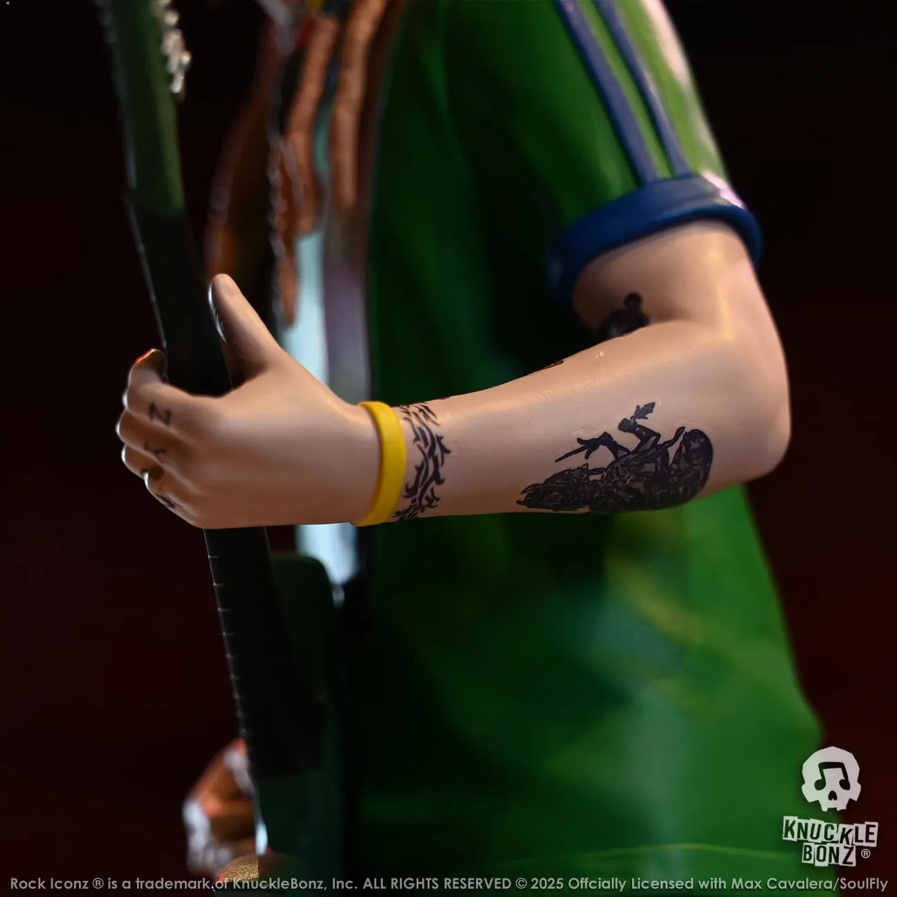 KNUMCAV100 Soulfly - Max Cavalera Rock Iconz Statue - KnuckleBonz - Titan Pop Culture