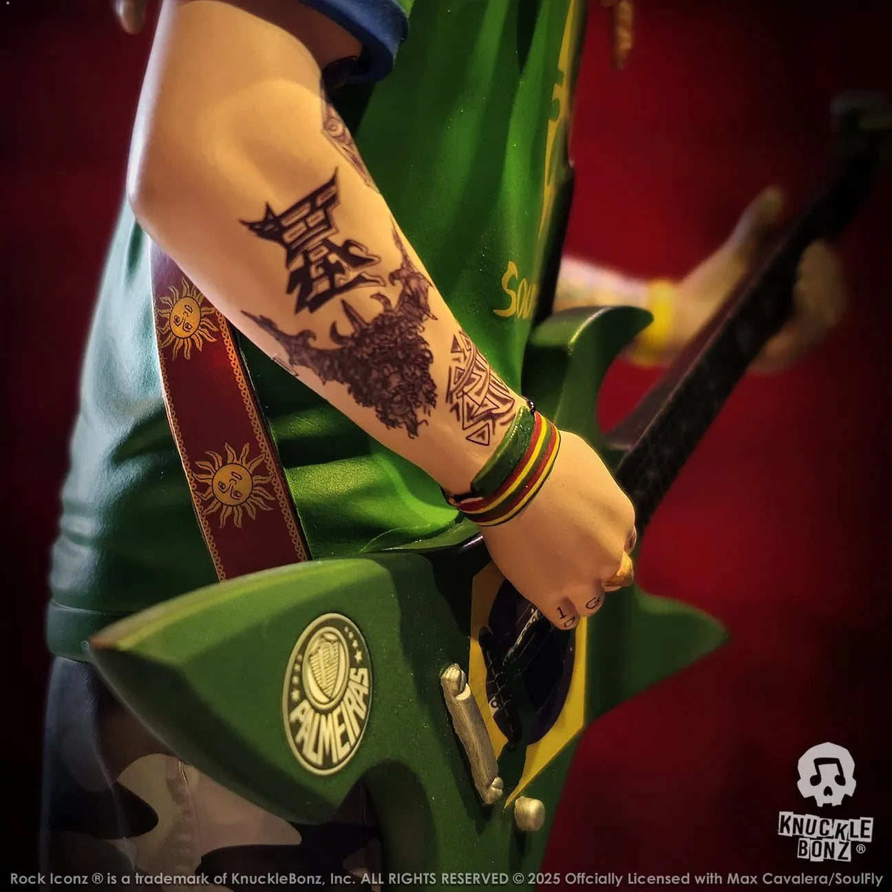 KNUMCAV100 Soulfly - Max Cavalera Rock Iconz Statue - KnuckleBonz - Titan Pop Culture