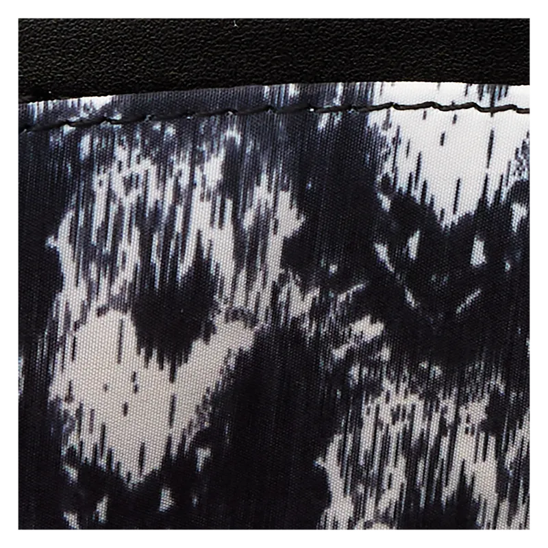 LOUITTB0009 I Heart Horror - IT (Pennywise) Crossbody Bag - Loungefly - Titan Pop Culture