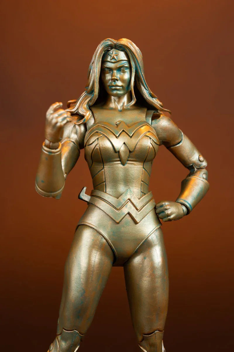 DC Multiverse - Wonder Woman (Classic) (Patina)(Gold Label) 7" Figure