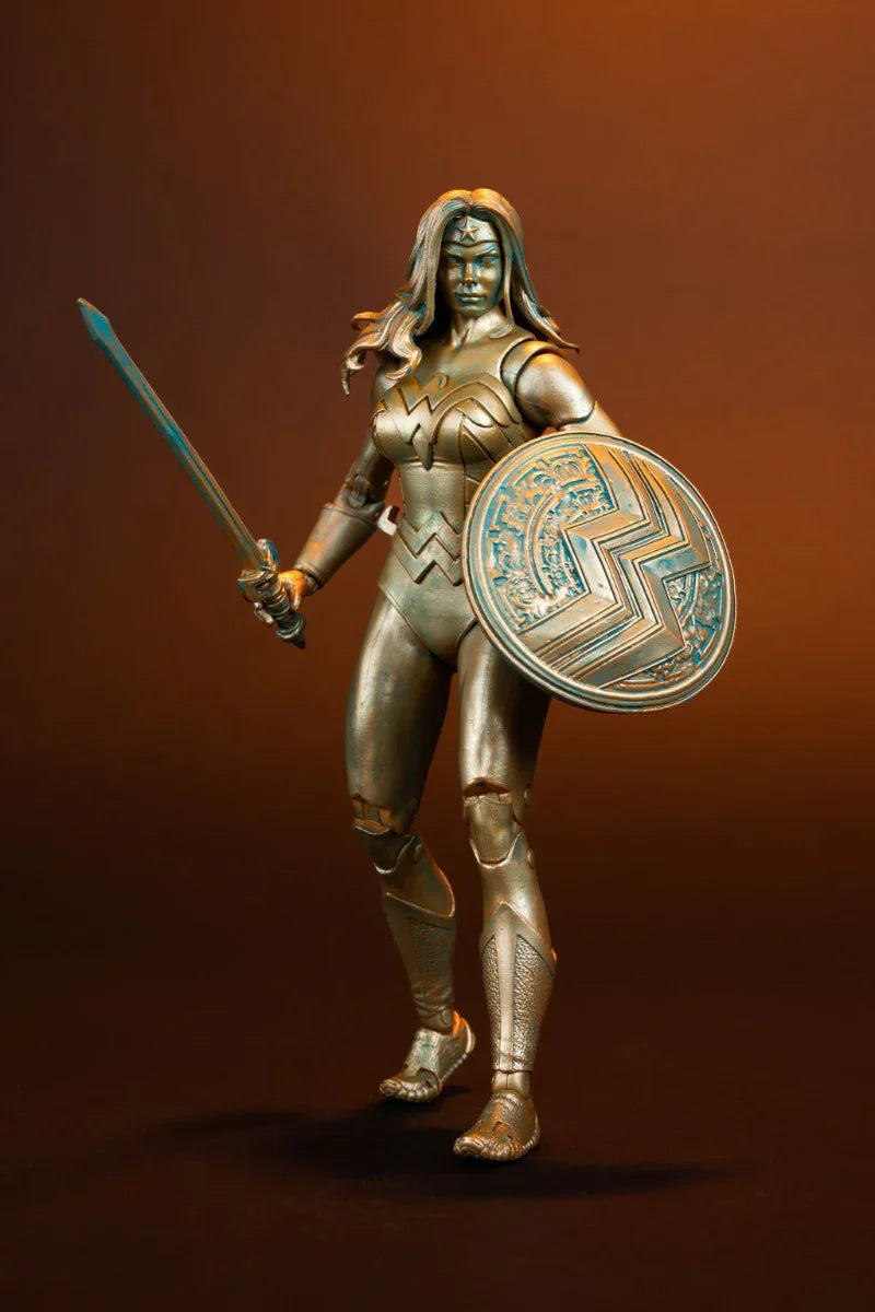DC Multiverse - Wonder Woman (Classic) (Patina)(Gold Label) 7" Figure