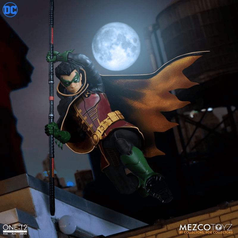 MEZ76604 Batman - Robin ONE:12 Collective Figure - Mezco Toyz - Titan Pop Culture