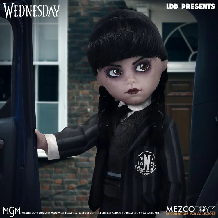 LDD presenta: Muñeca de 25 cm con uniforme de la Academia Nevermore de Wednesday