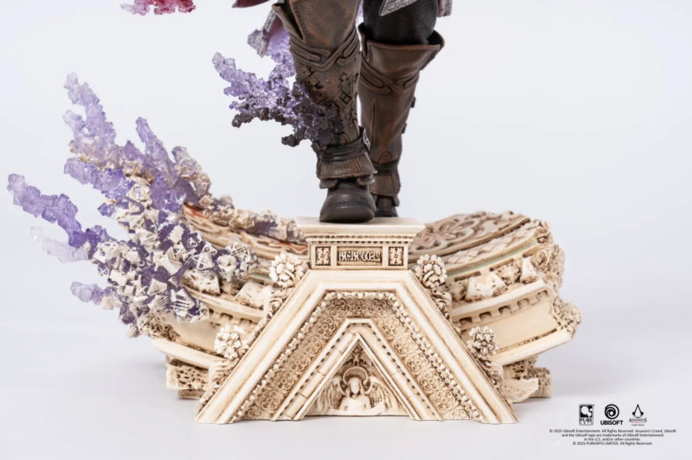 PURPA048AC Assassin's Creed : Animus - Ezio 1:8 Scale Statue - Pure Arts - Titan Pop Culture