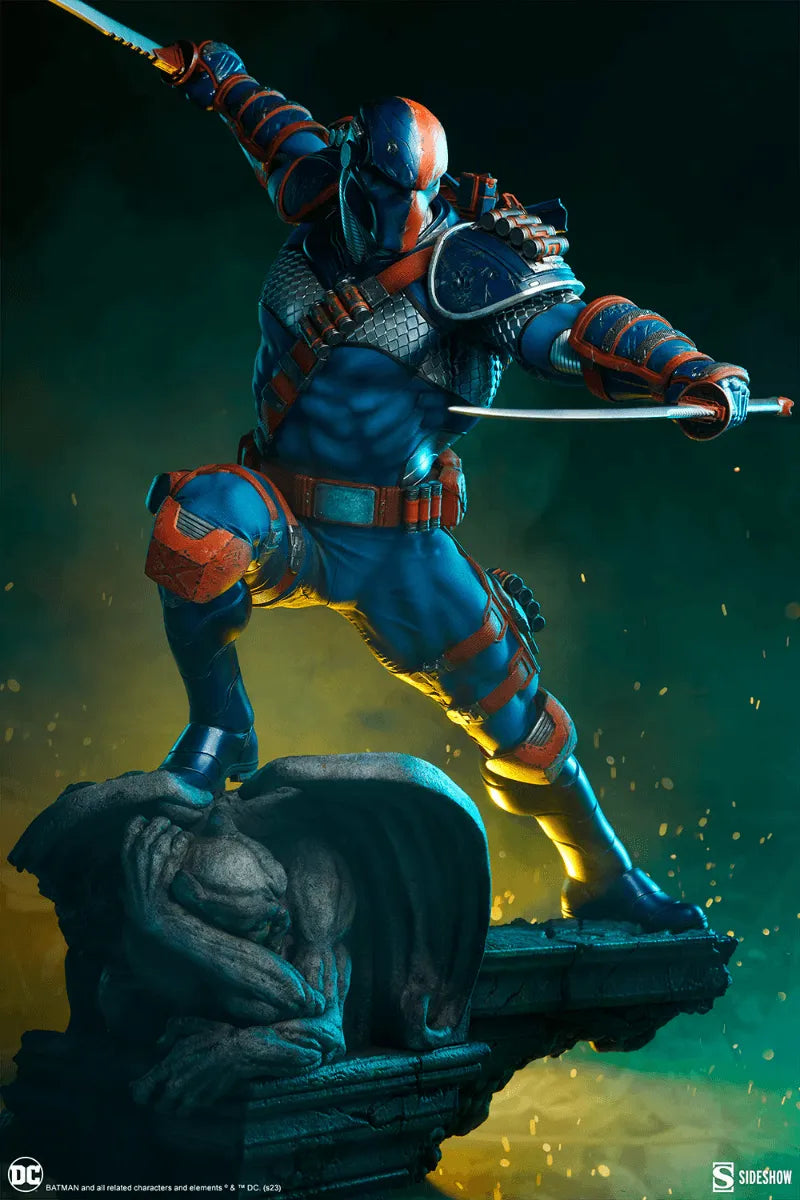 SID300832 DC Comics - Deathstroke Premium Format Statue - Sideshow Collectibles - Titan Pop Culture