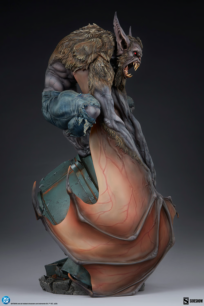 Batman - Estatua de formato premium de Man-Bat