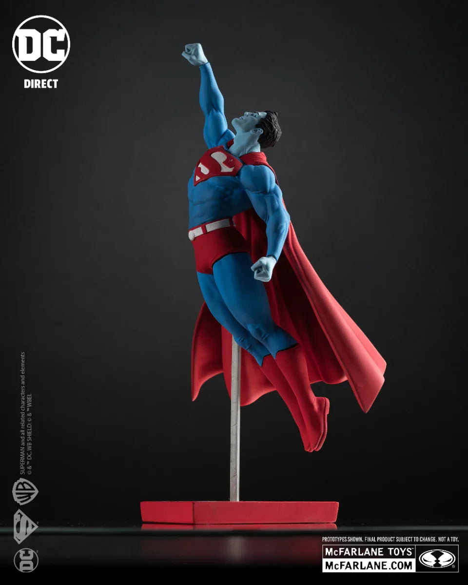 DC Comics - Superman Red & Blue by Gary Frank Resin Statue