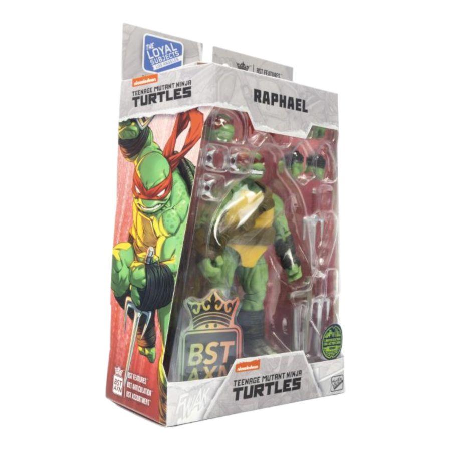 TLSBATMNTRAPWB08 Teenage Mutant Ninja Turtles (comics) - Raphael Comic Heroes 5" BST AXN Figure - The Loyal Subjects - Titan Pop Culture