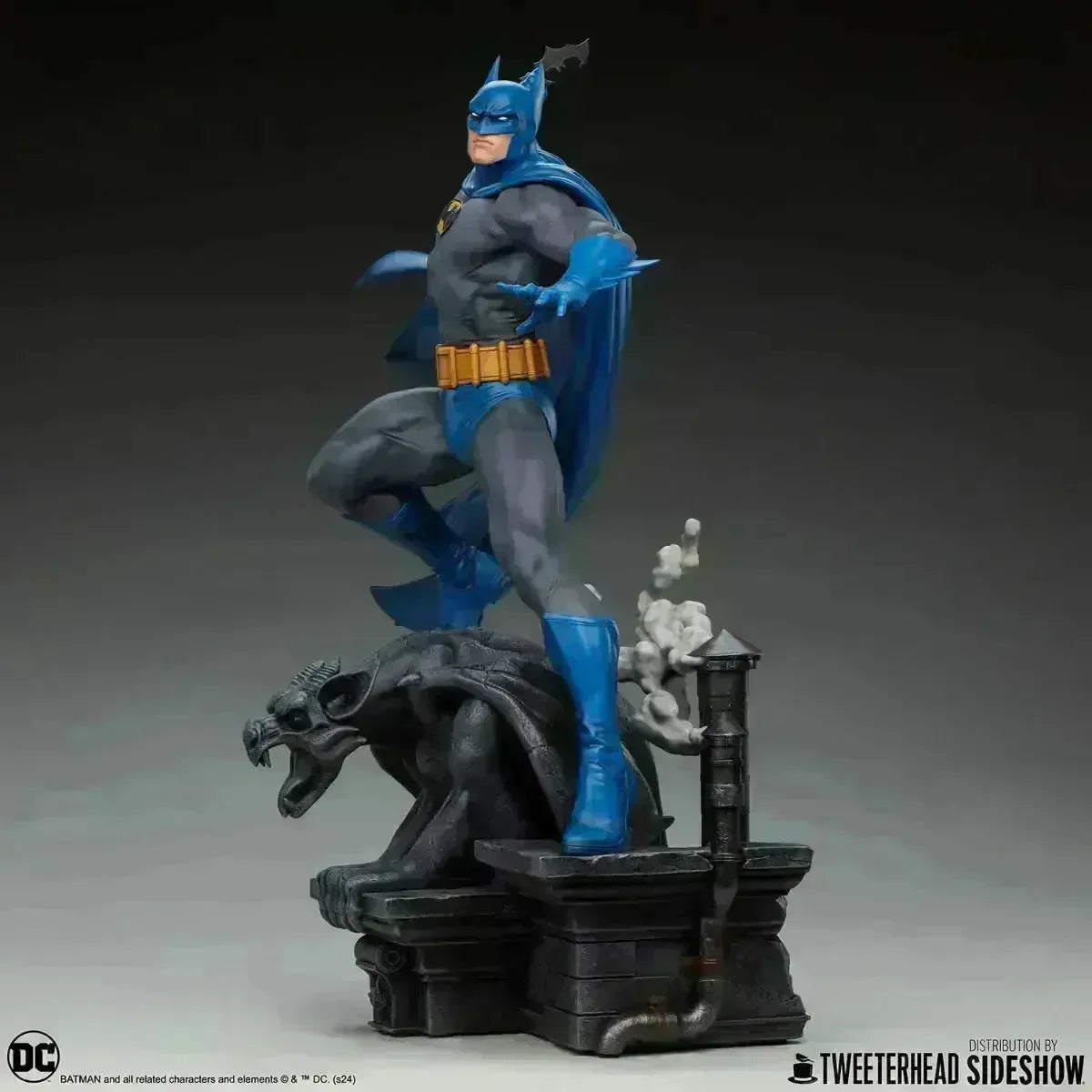 TWE913978 Batman - Batman (Retro Edition) 1:6 Scale Maquette - Tweeterhead - Titan Pop Culture