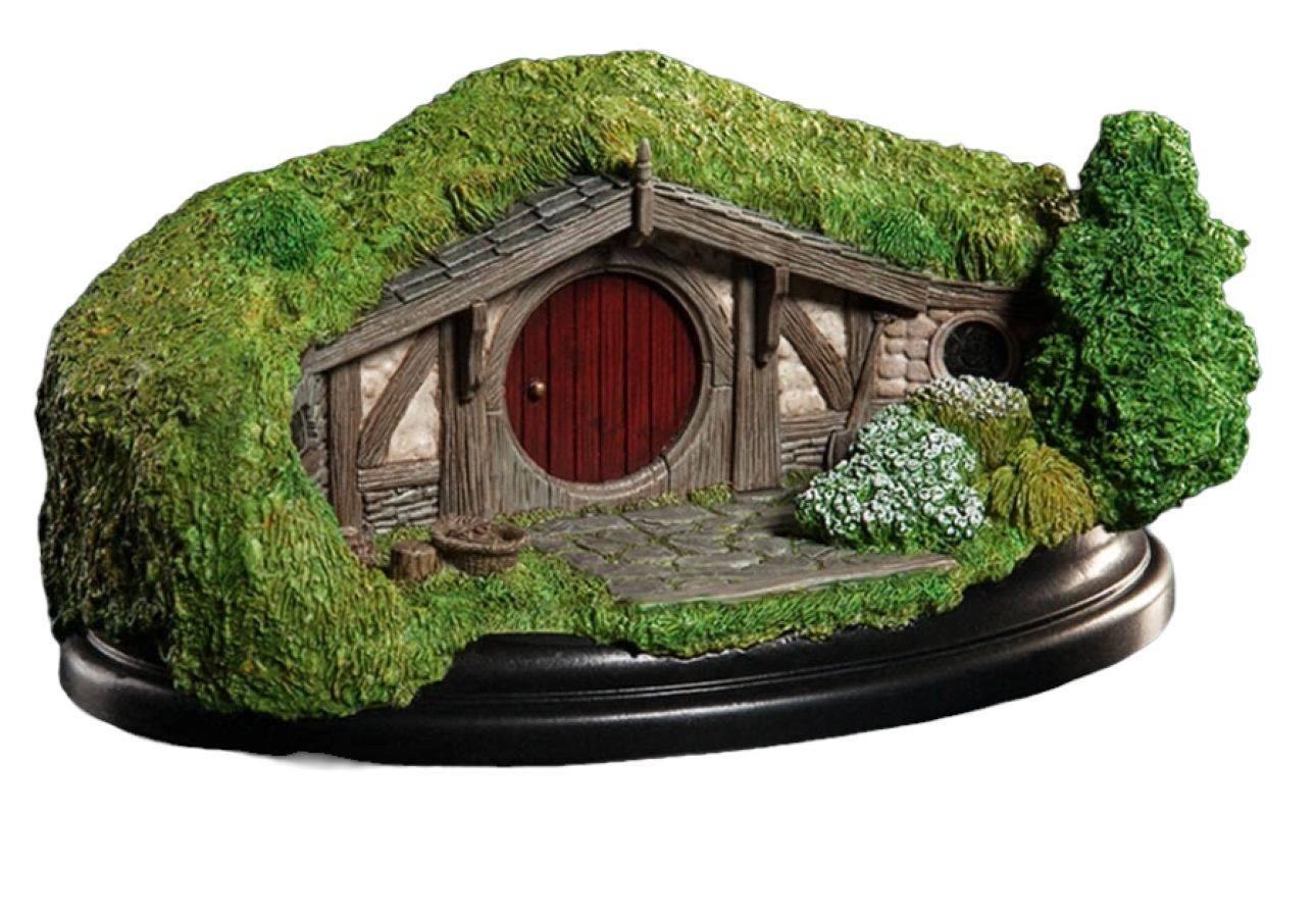 WET01292 The Hobbit - #40 Bagshot Row Hobbit Hole Diorama - Weta Workshop - Titan Pop Culture