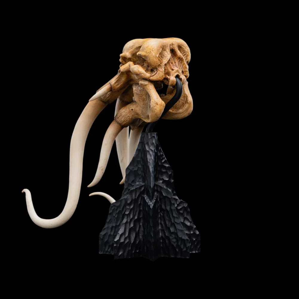 El Señor de los Anillos - Cráneo de un Mumak SDCC 2025 Estatua en miniatura