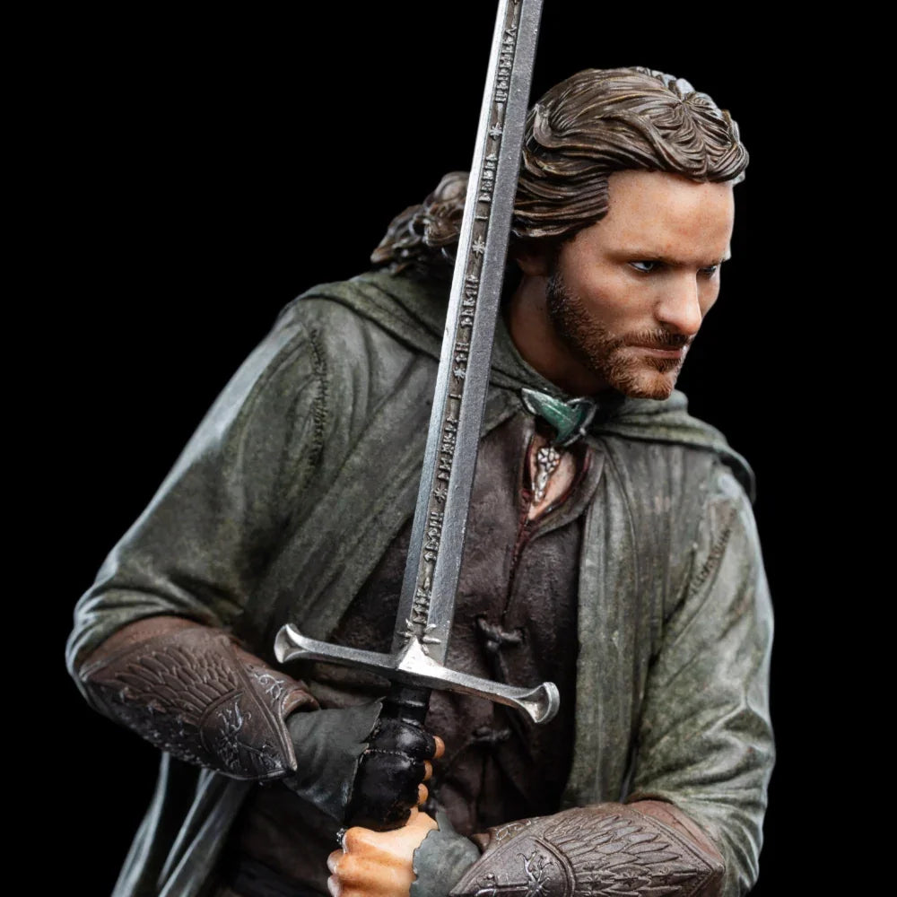 El Señor de los Anillos - Estatua en miniatura de Aragorn para la SDCC 2025