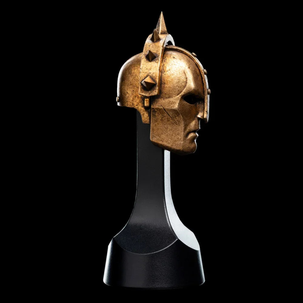 Warhammer: Age of Sigmar - Réplica del casco Stormcast Eternal Liberator
