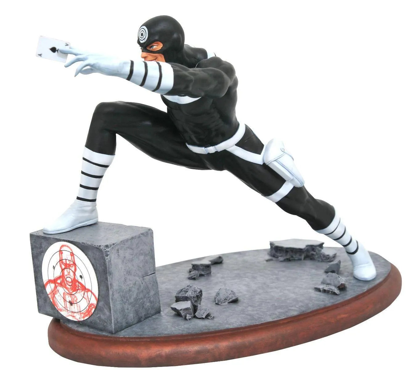 DSTJUN212281 Marvel Comics - Bullseye Premier Statue - Diamond Select Toys - Titan Pop Culture