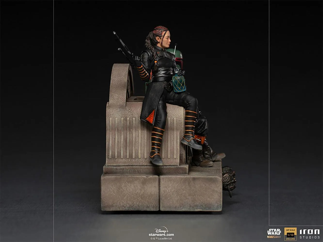 IRO28105 Star Wars: The Mandalorian - Boba Fett & Fennec Shand on Throne Deluxe 1:10 Scale Statue - Iron Studios - Titan Pop Culture