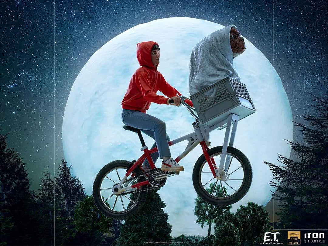 IRO28273 E.T. the Extra-Terrestrial - E.T. & Elliot Deluxe 1:10 Scale Statue - Iron Studios - Titan Pop Culture