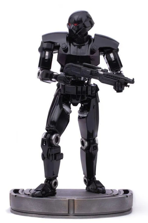 IRO28389 Star Wars: The Mandalorian - Dark Trooper 1:10 Scale Statue - Iron Studios - Titan Pop Culture