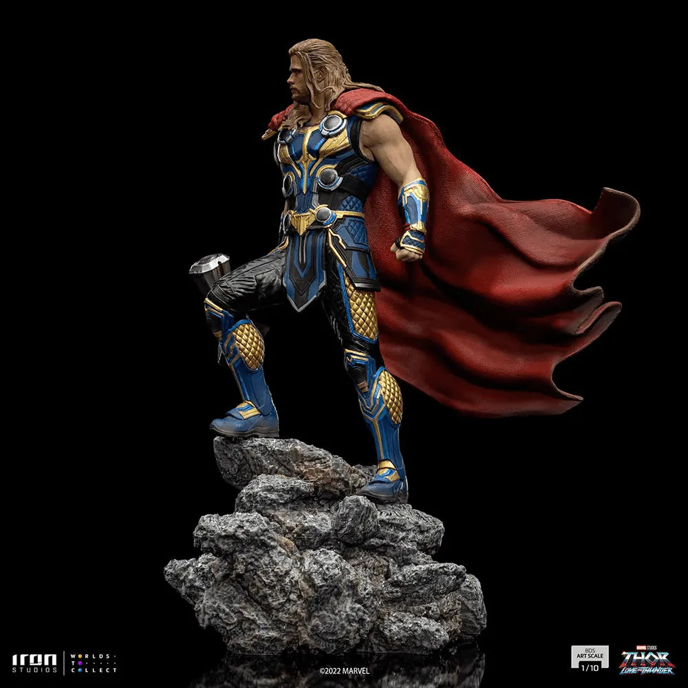 IRO51277 Thor 4: Love and Thunder - Thor 1:10 Scale Statue - Iron Studios - Titan Pop Culture