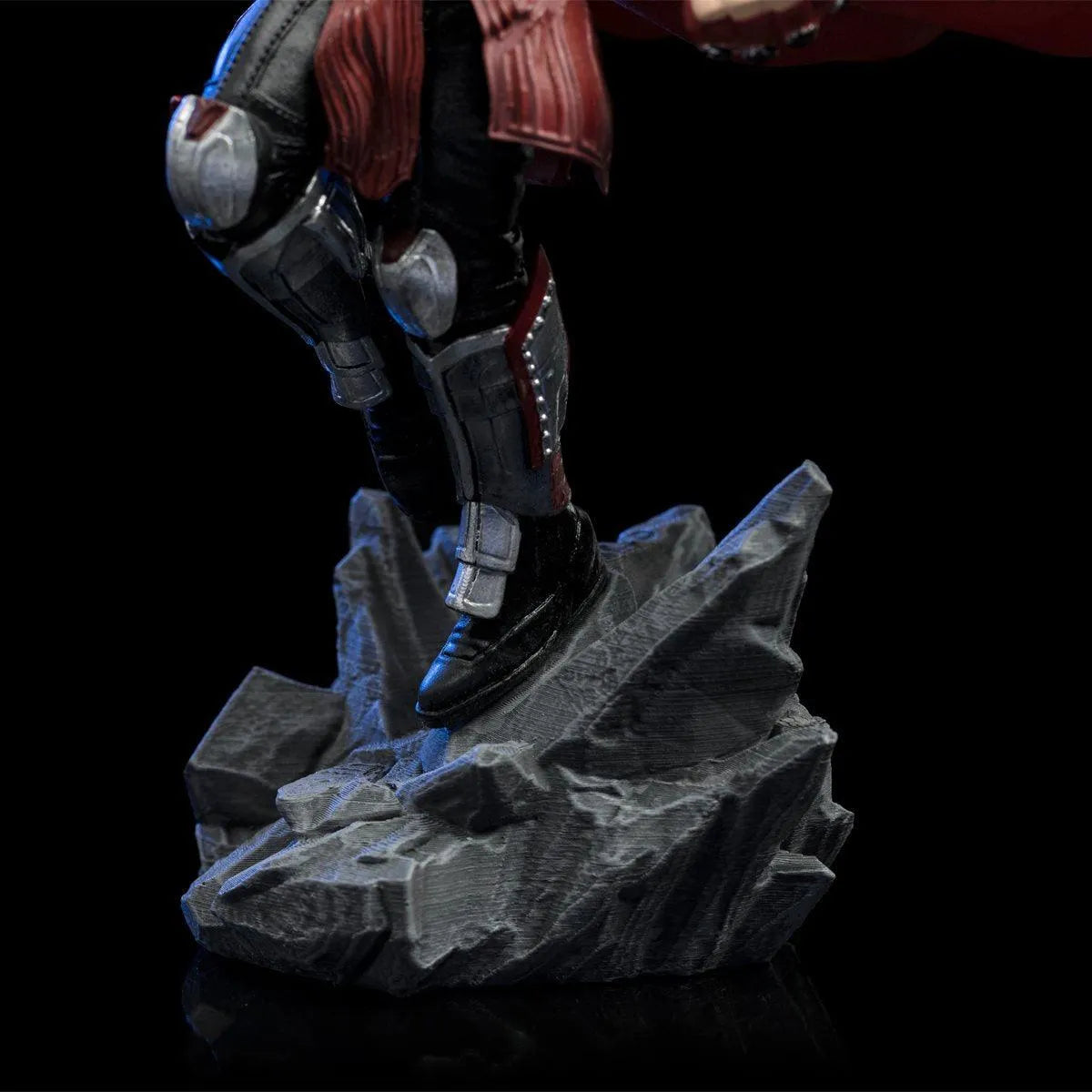 IRO51284 Thor 4: Love and Thunder - Mighty Thor Jane Foster Minico Vinyl - Iron Studios - Titan Pop Culture