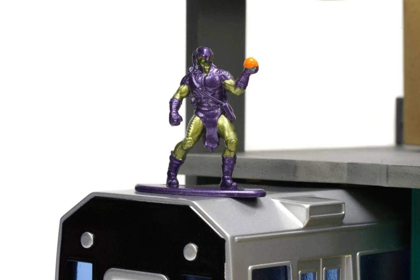 JAD33728 Spider-Man (comics) - New York City Deluxe Nano Scene Exclusive - Jada Toys - Titan Pop Culture