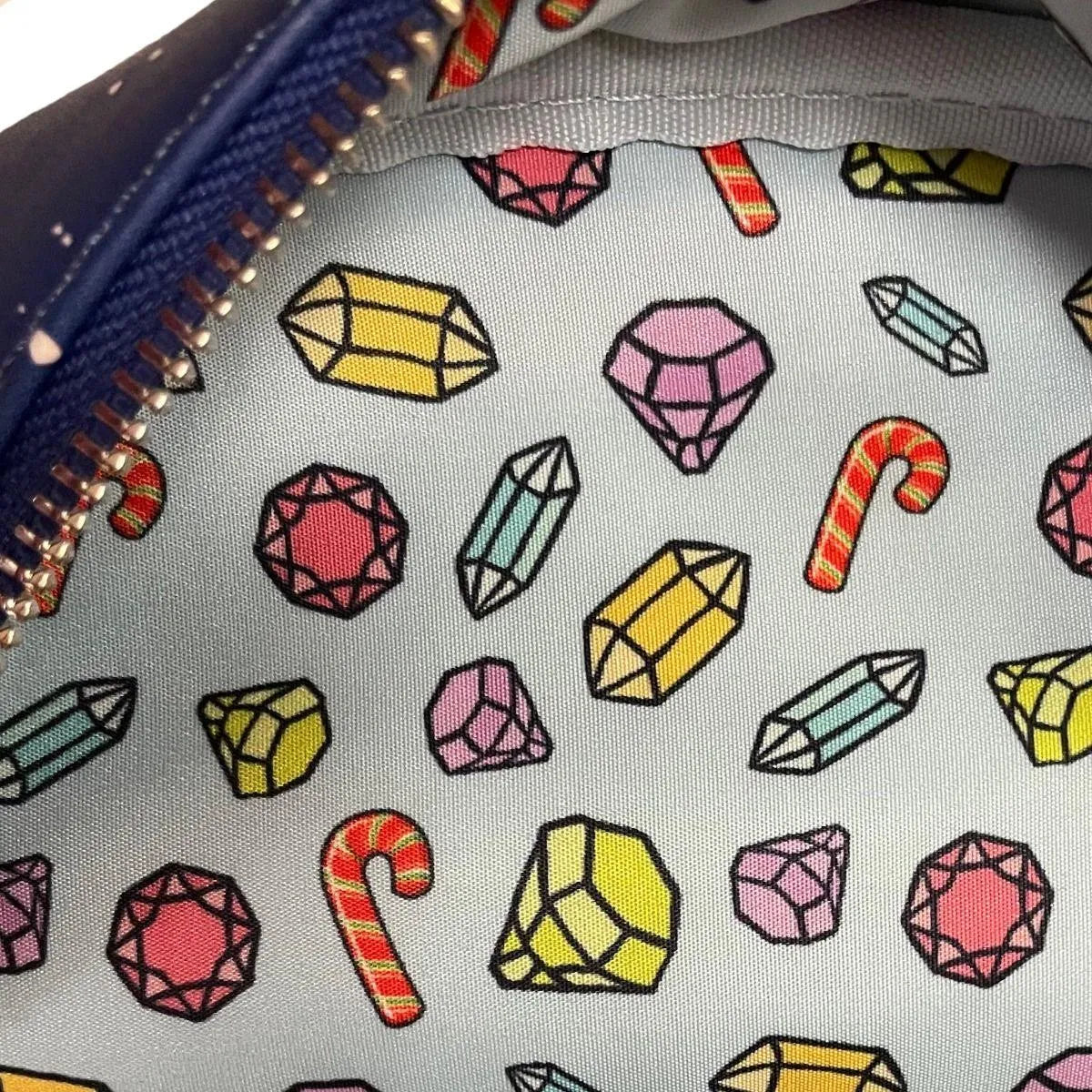 LOUWDBK2098 Snow White (1937) - Dwarfs Christmas US Exclusive Backpack [RS] - Loungefly - Titan Pop Culture