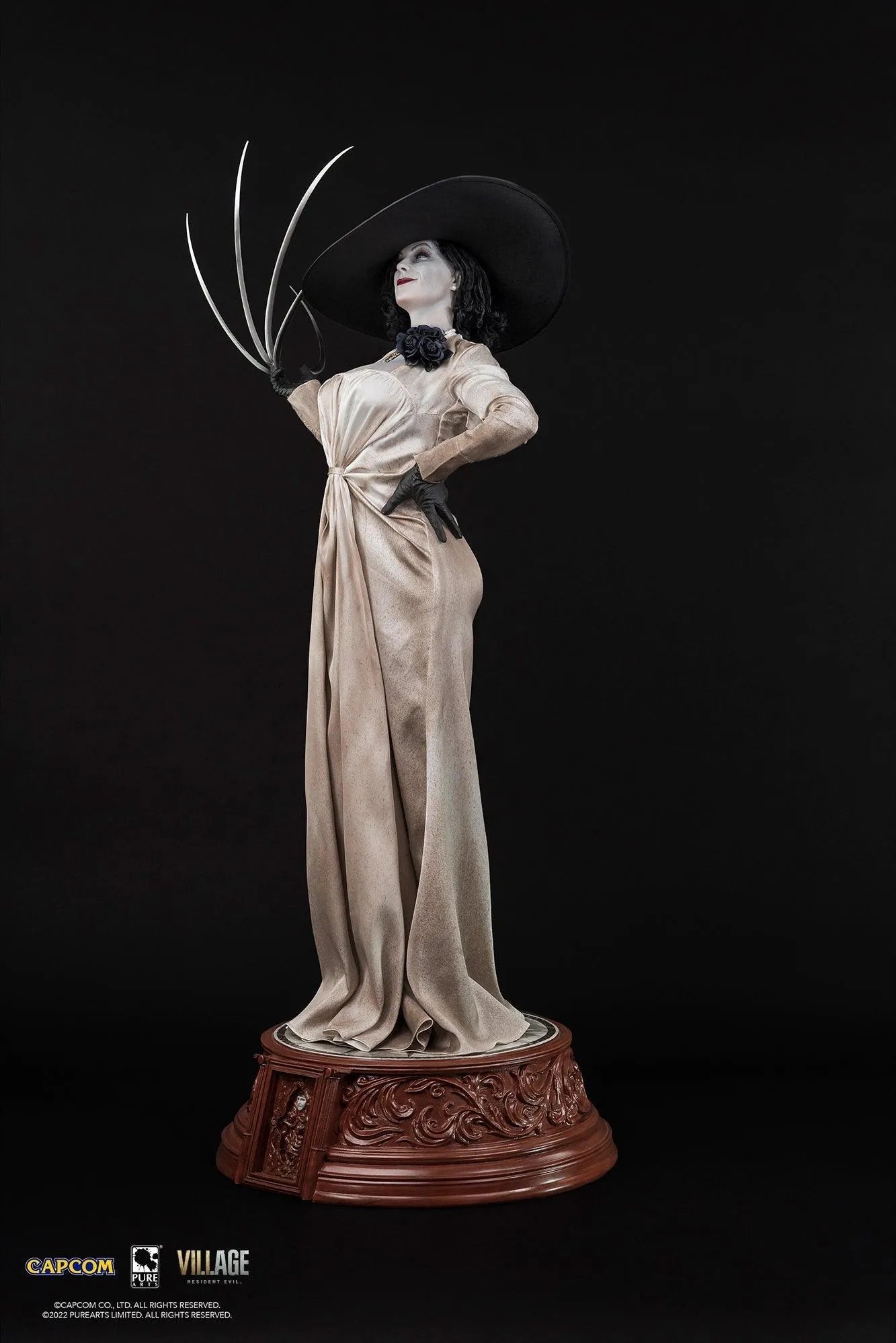 PURPA005RE Resident Evil - Lady Dimitrescu 1:4 Scale Statue - Pure Arts - Titan Pop Culture